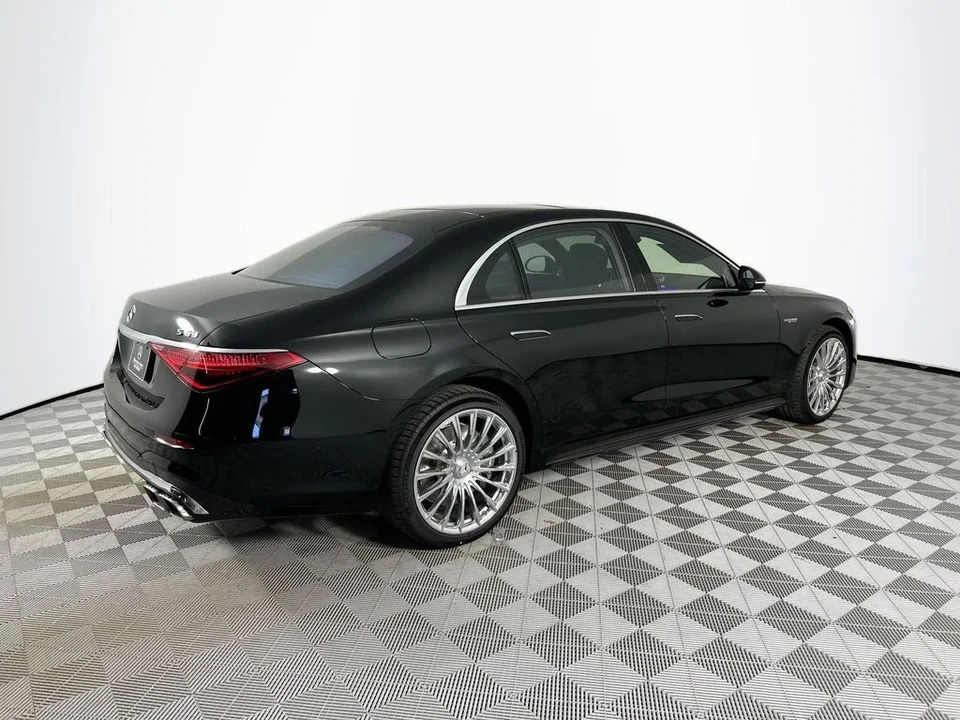 2026 Mercedes-Benz W223 S 63 AMG - Image 7 of 31