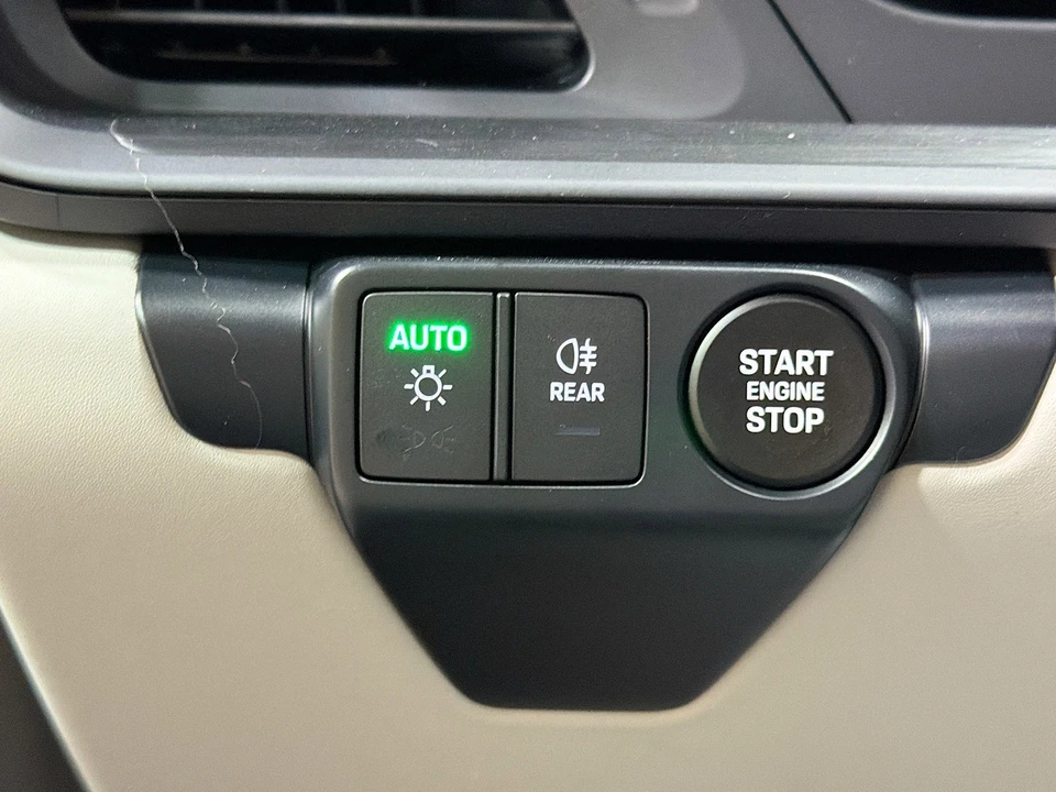 2026 Porsche 911 - Image 28 of 31