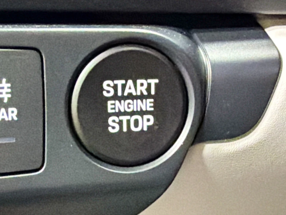 2026 Porsche 911 - Image 29 of 31