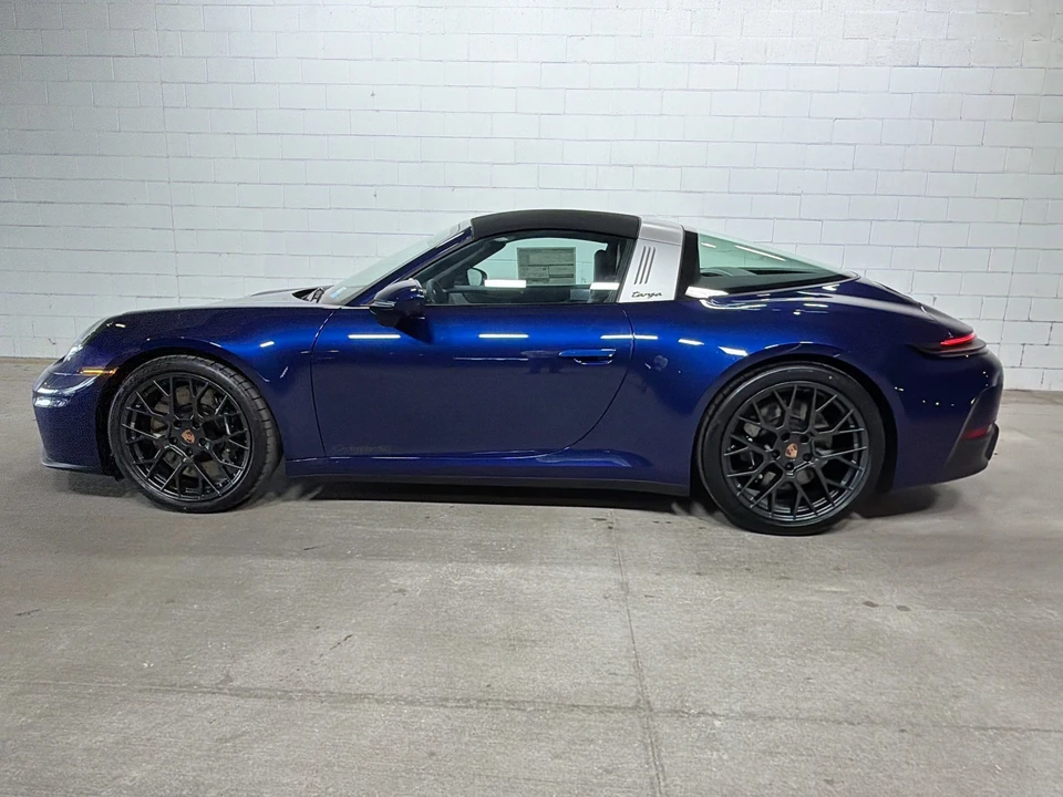 2026 Porsche 911 - Image 2 of 31