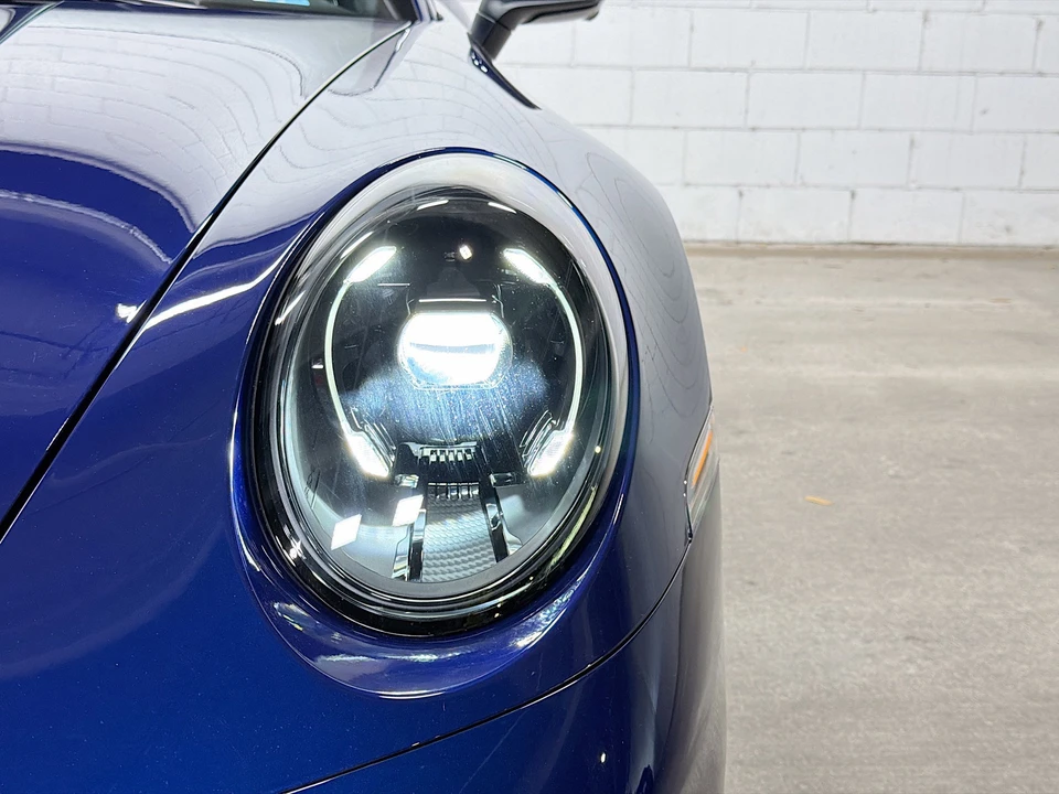 2026 Porsche 911 - Image 10 of 31