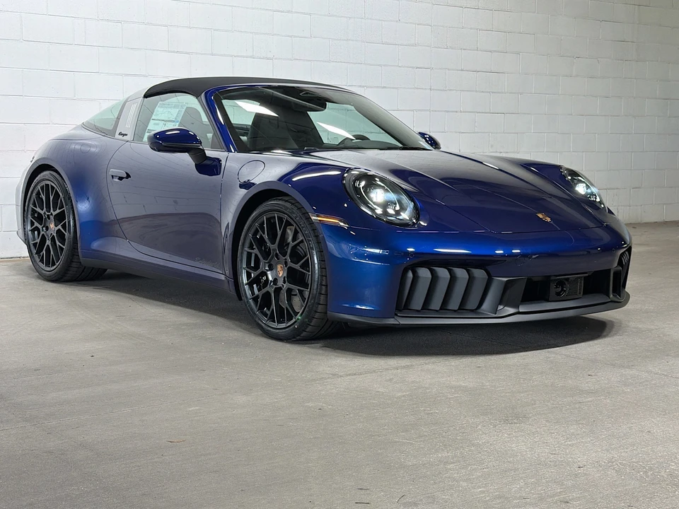 2026 Porsche 911 - Image 6 of 31