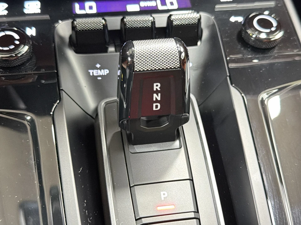 2026 Porsche 992 Carrera 4S - Image 26 of 31