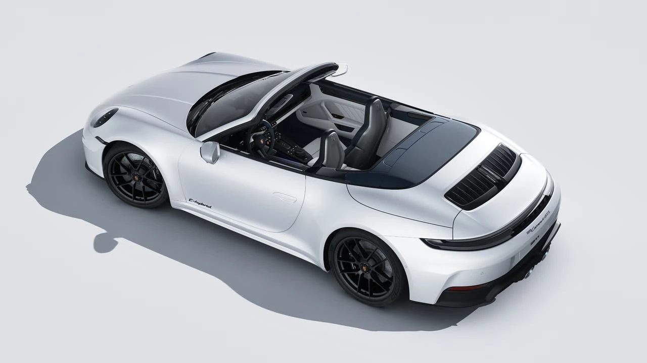 2026 Porsche 992 Carrera GTS - Image 4 of 14