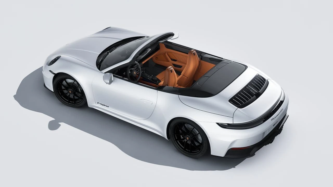 2026 Porsche 992 Carrera GTS - Image 4 of 14