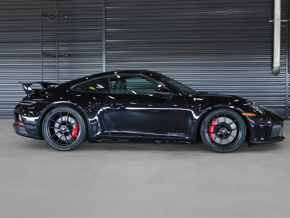 2026 Porsche 911 - Image 11 of 31