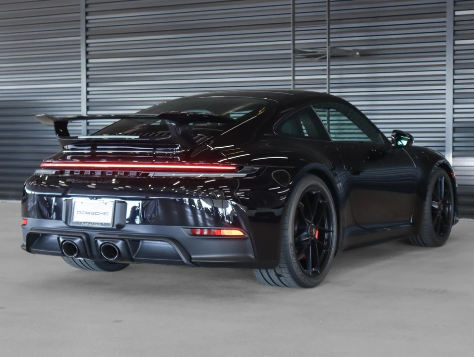 2026 Porsche 911 - Image 10 of 31
