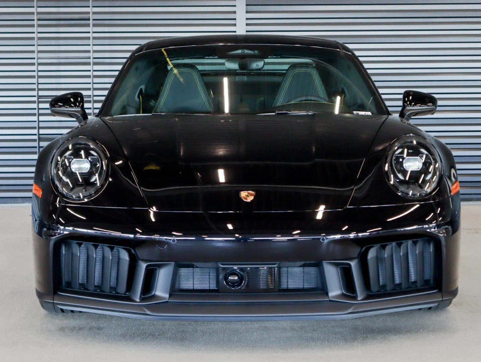2026 Porsche 911 - Image 8 of 31