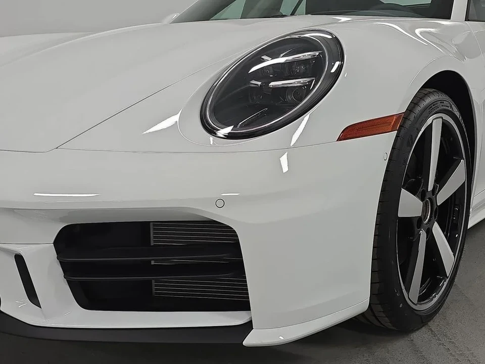 2026 Porsche 992 Carrera - Image 11 of 30