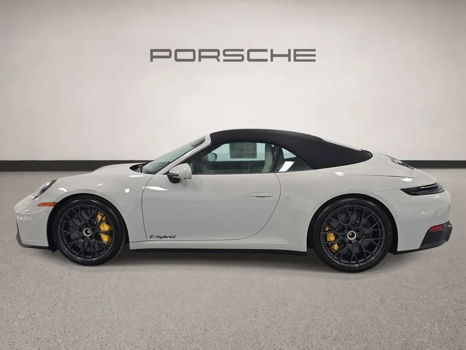 2026 Porsche 992 Carrera GTS - Image 2 of 30