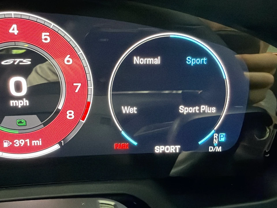 2026 Porsche 992 Carrera GTS - Image 27 of 31
