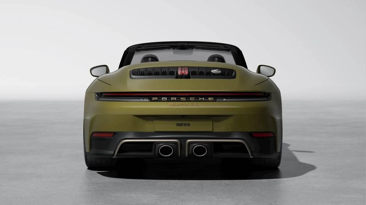 2026 Porsche 911 - Image 7 of 10