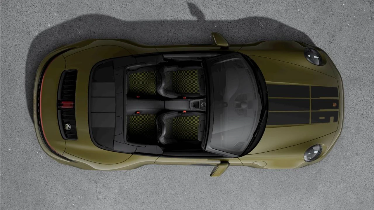 2026 Porsche 911 - Image 5 of 10
