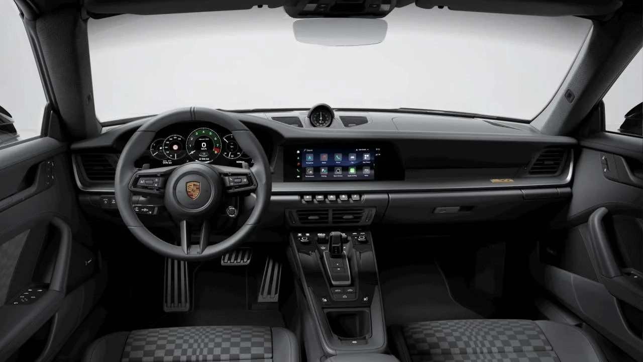 2026 Porsche 911 - Image 9 of 10