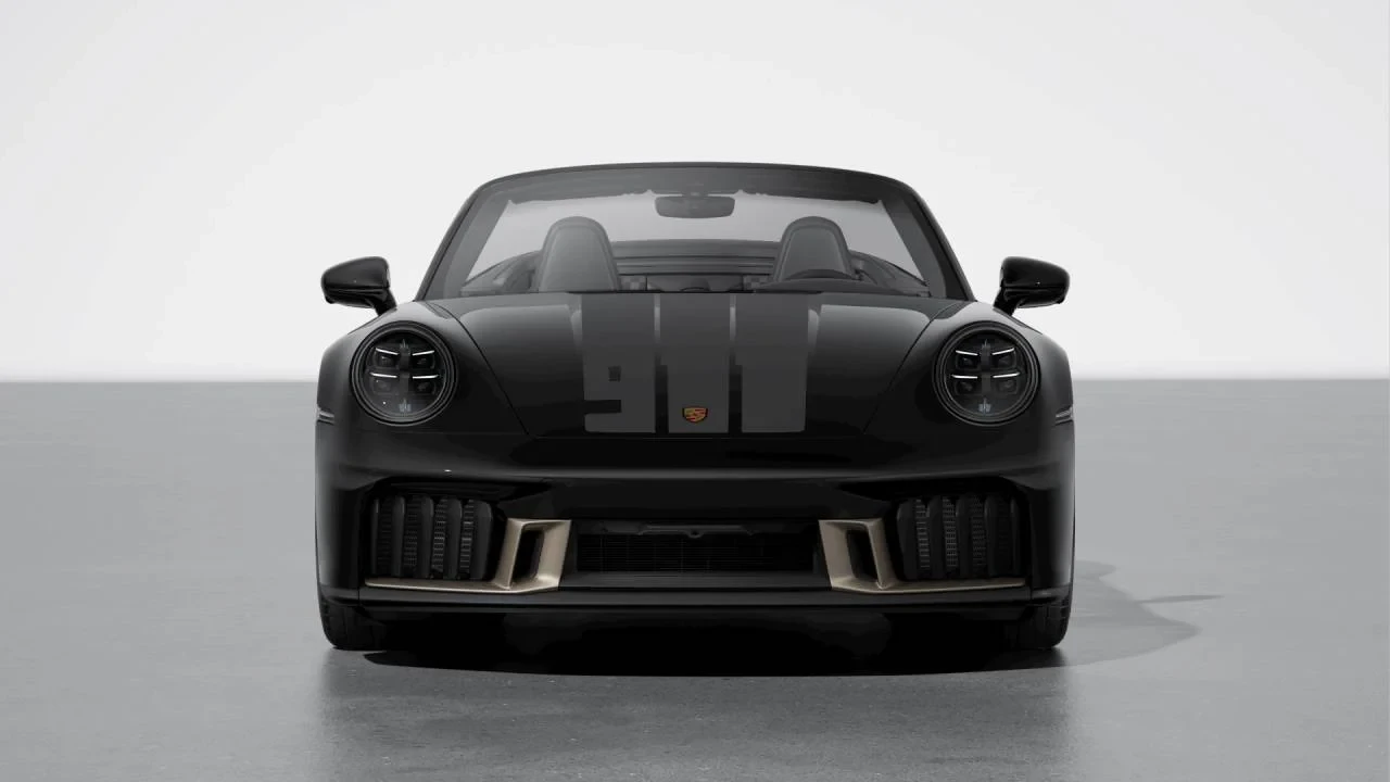 2026 Porsche 911 - Image 8 of 10