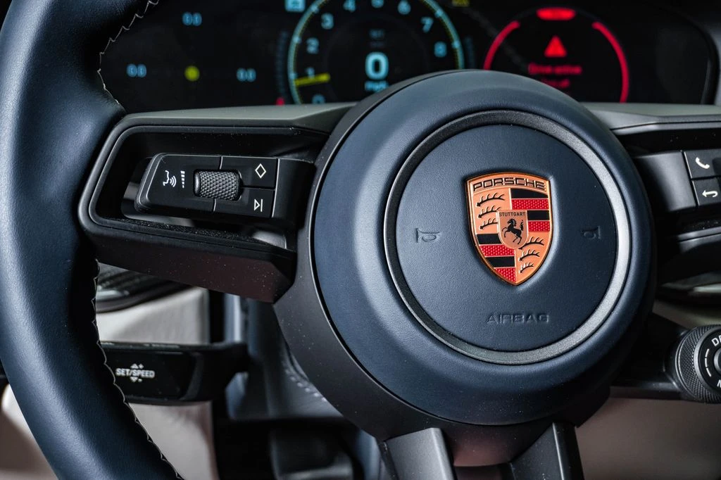 2026 Porsche 992 Carrera - Image 27 of 31