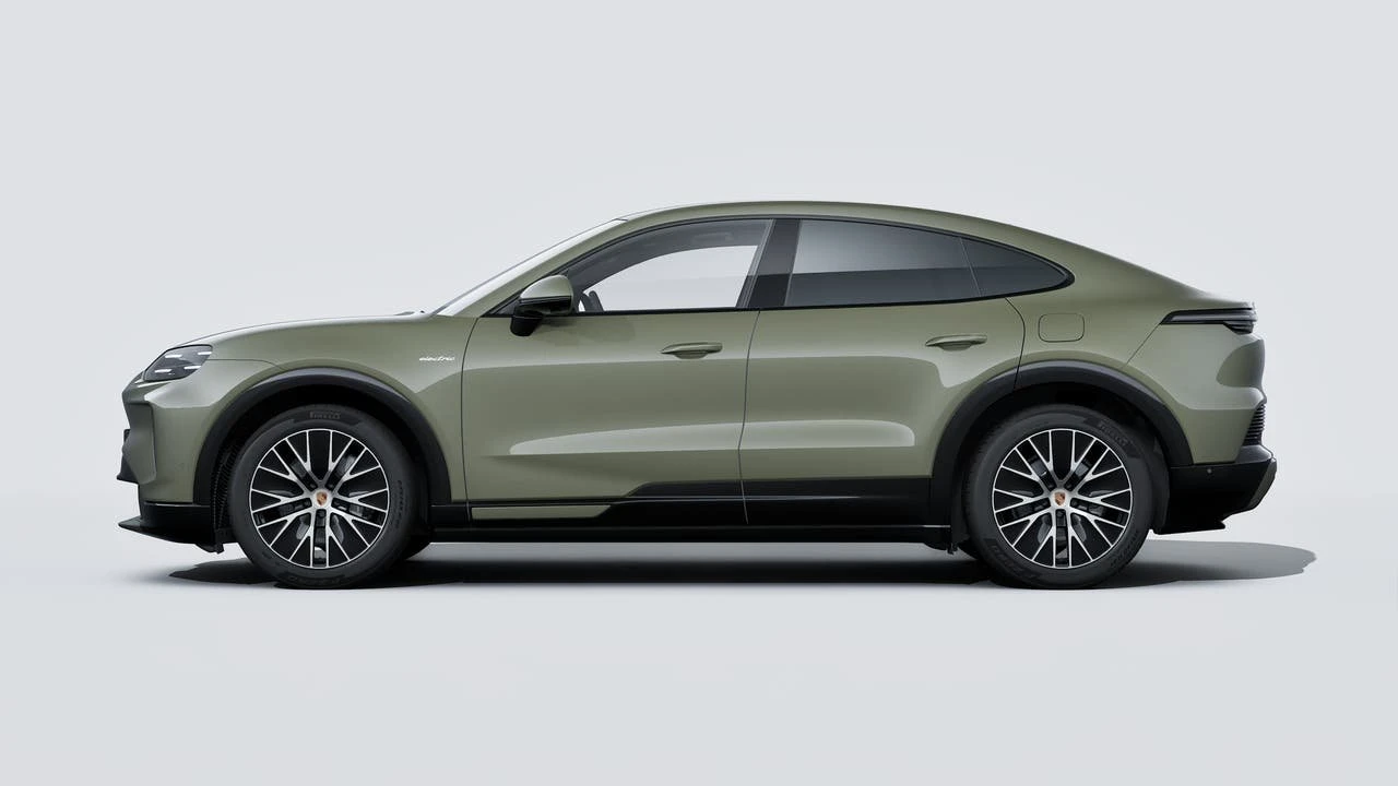 2026 Porsche 9Y0/9Y3 Cayenne Coupe - Image 2 of 14