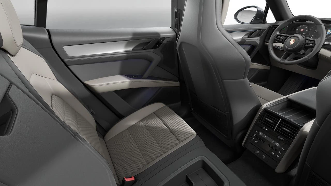 2026 Porsche 9Y0/9Y3 Cayenne Coupe - Image 14 of 14