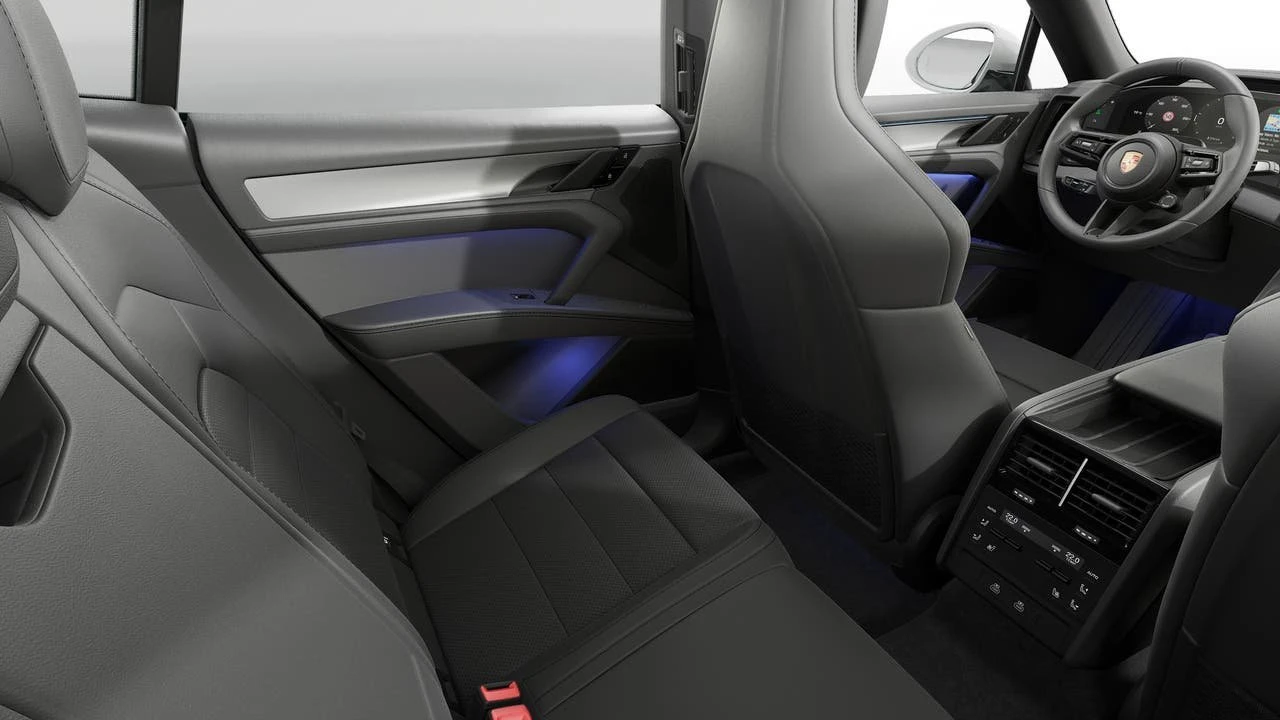 2026 Porsche 9Y0/9Y3 Cayenne Coupe - Image 14 of 14