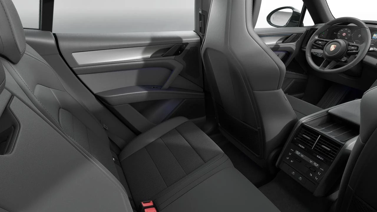 2026 Porsche 9Y0/9Y3 Cayenne Coupe - Image 14 of 14