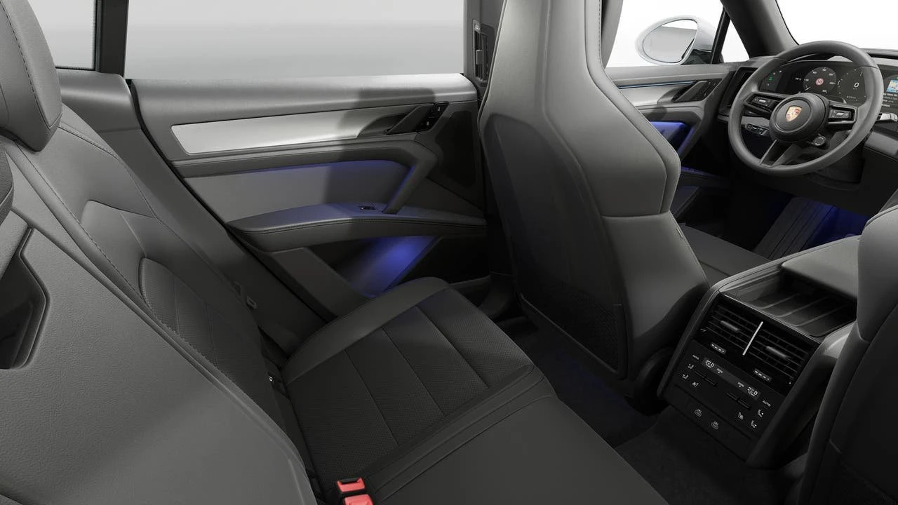2026 Porsche 9Y0/9Y3 Cayenne Coupe - Image 14 of 14