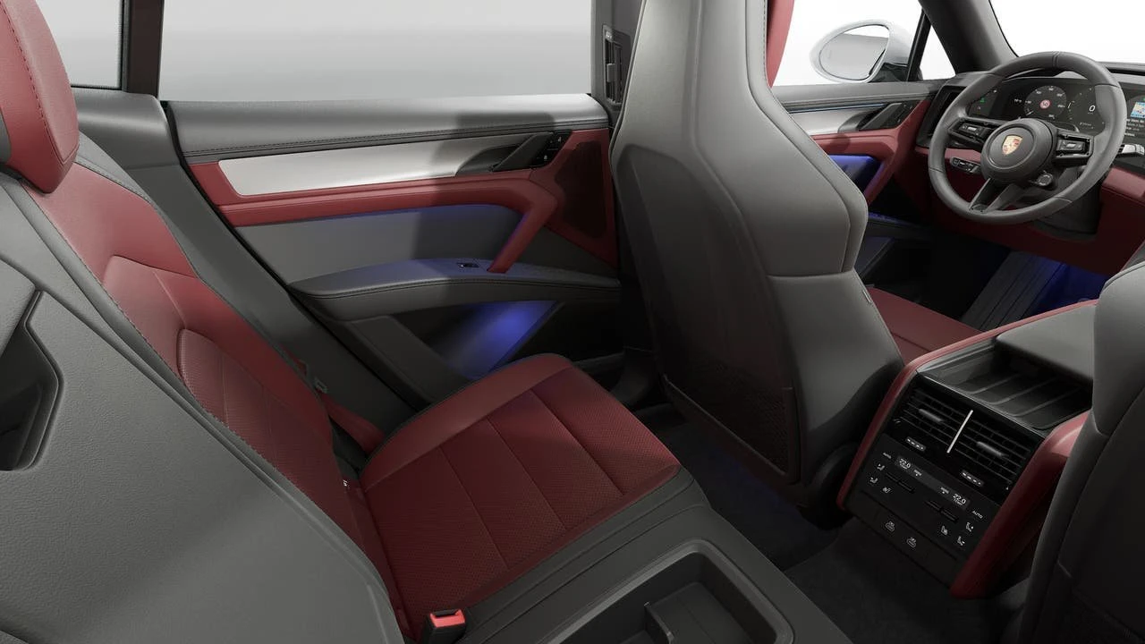 2026 Porsche 9Y0/9Y3 Cayenne Coupe - Image 14 of 14