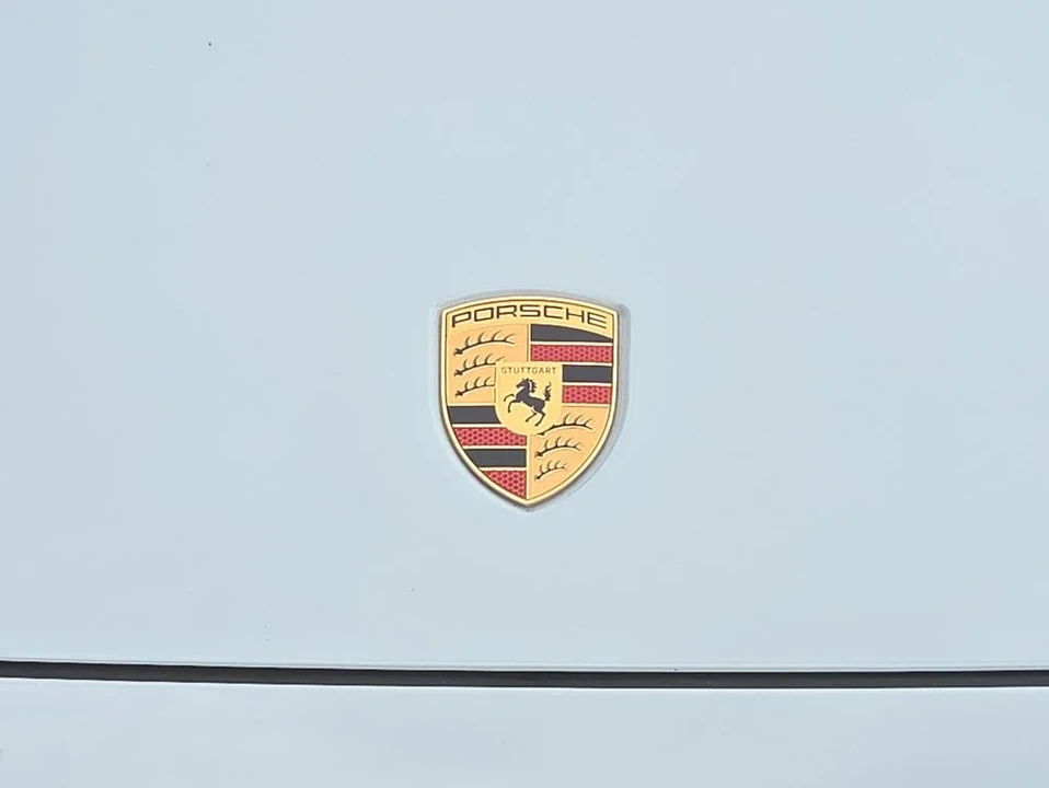2026 Porsche 9Y0/9Y3 Cayenne GTS - Image 27 of 31
