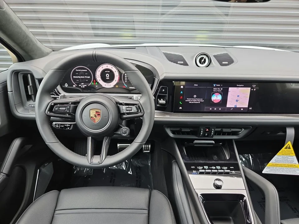 2026 Porsche 9Y0/9Y3 Cayenne GTS - Image 8 of 31