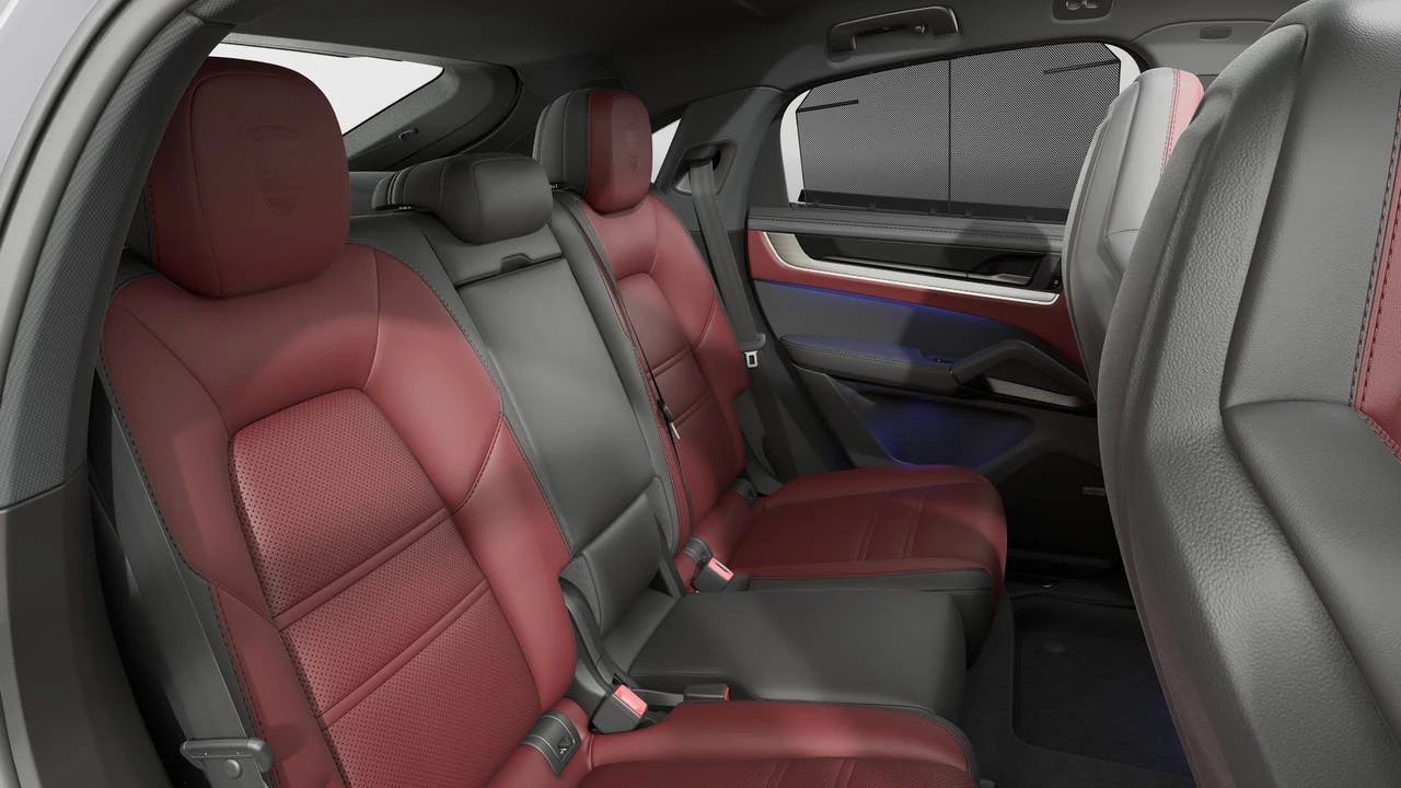 2026 Porsche 9Y0/9Y3 Cayenne Coupe - Image 13 of 14
