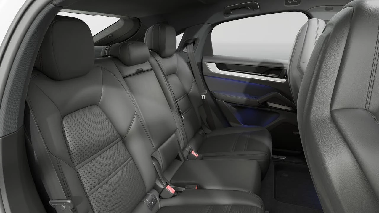 2026 Porsche 9Y0/9Y3 Cayenne Coupe - Image 13 of 14