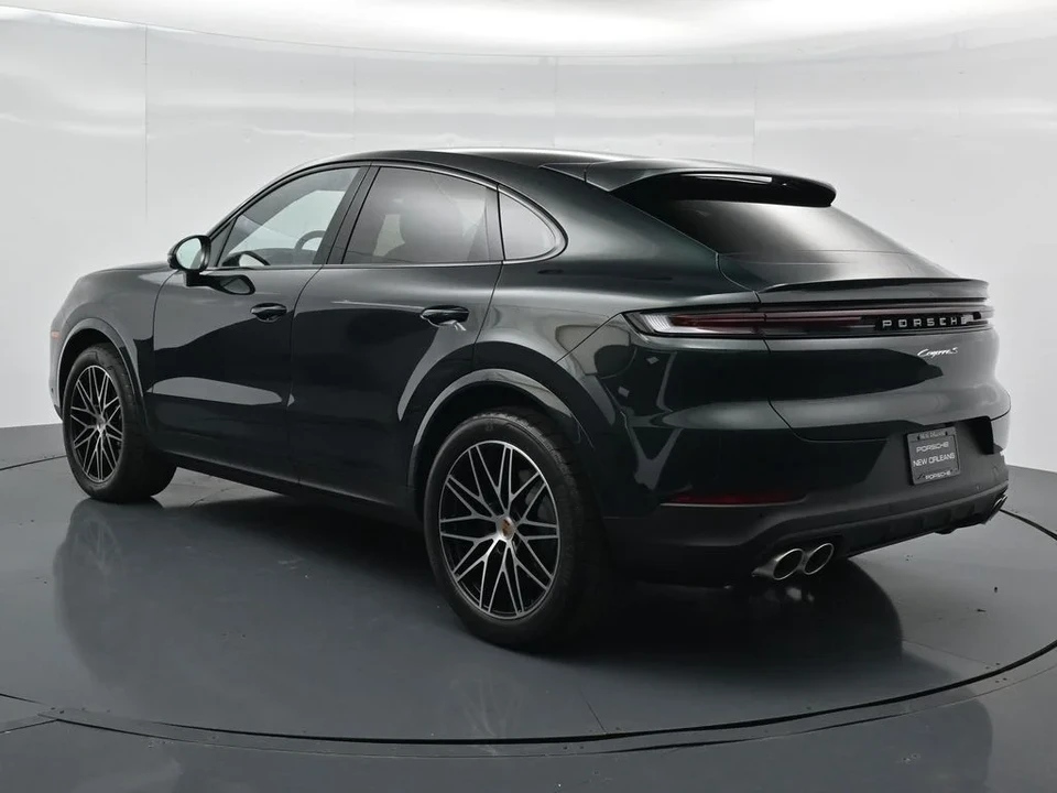 2026 Porsche 9Y0/9Y3 Cayenne Coupe - Image 9 of 24