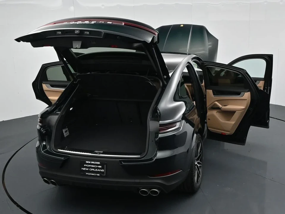 2026 Porsche 9Y0/9Y3 Cayenne Coupe - Image 18 of 24