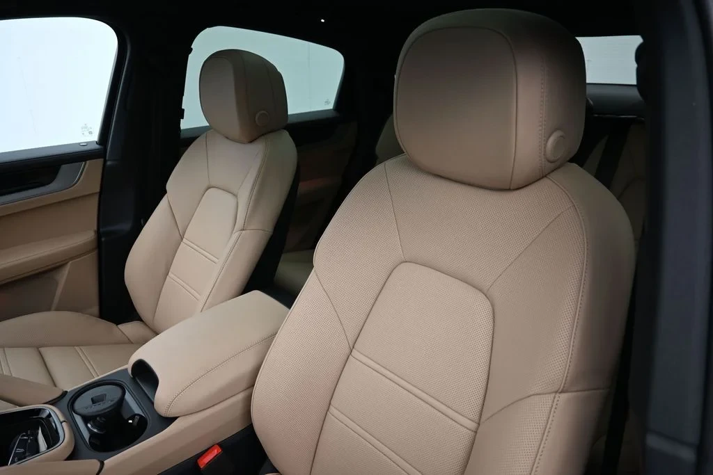 2026 Porsche 9Y0/9Y3 Cayenne Coupe - Image 5 of 24