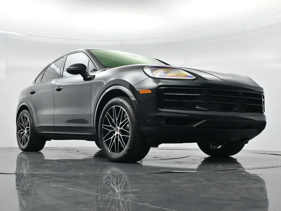 2026 Porsche 9Y0/9Y3 Cayenne Coupe - Image 22 of 24