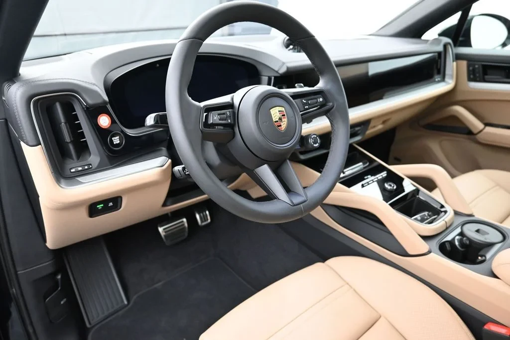 2026 Porsche 9Y0/9Y3 Cayenne Coupe - Image 4 of 24