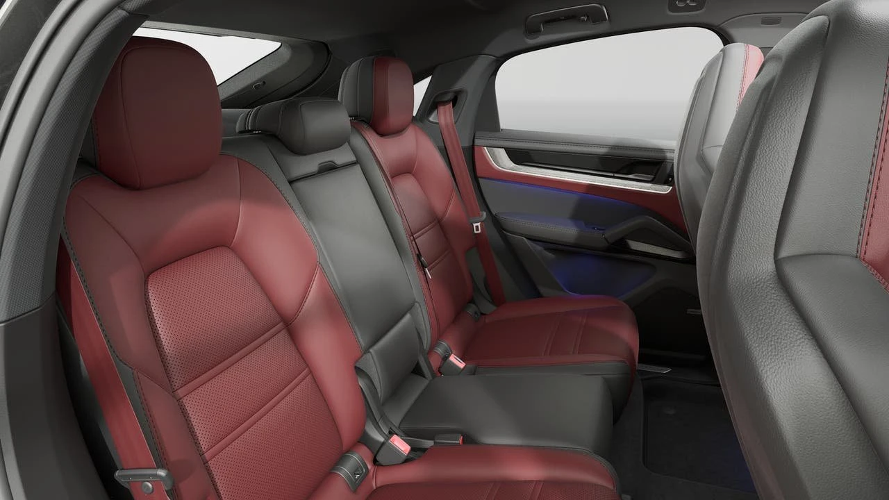 2026 Porsche 9Y0/9Y3 Cayenne Coupe - Image 13 of 14
