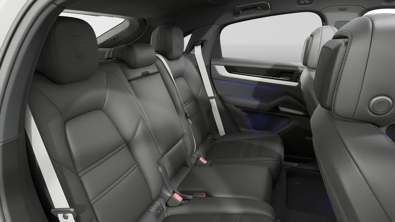 2026 Porsche 9Y0/9Y3 Cayenne Coupe - Image 13 of 14