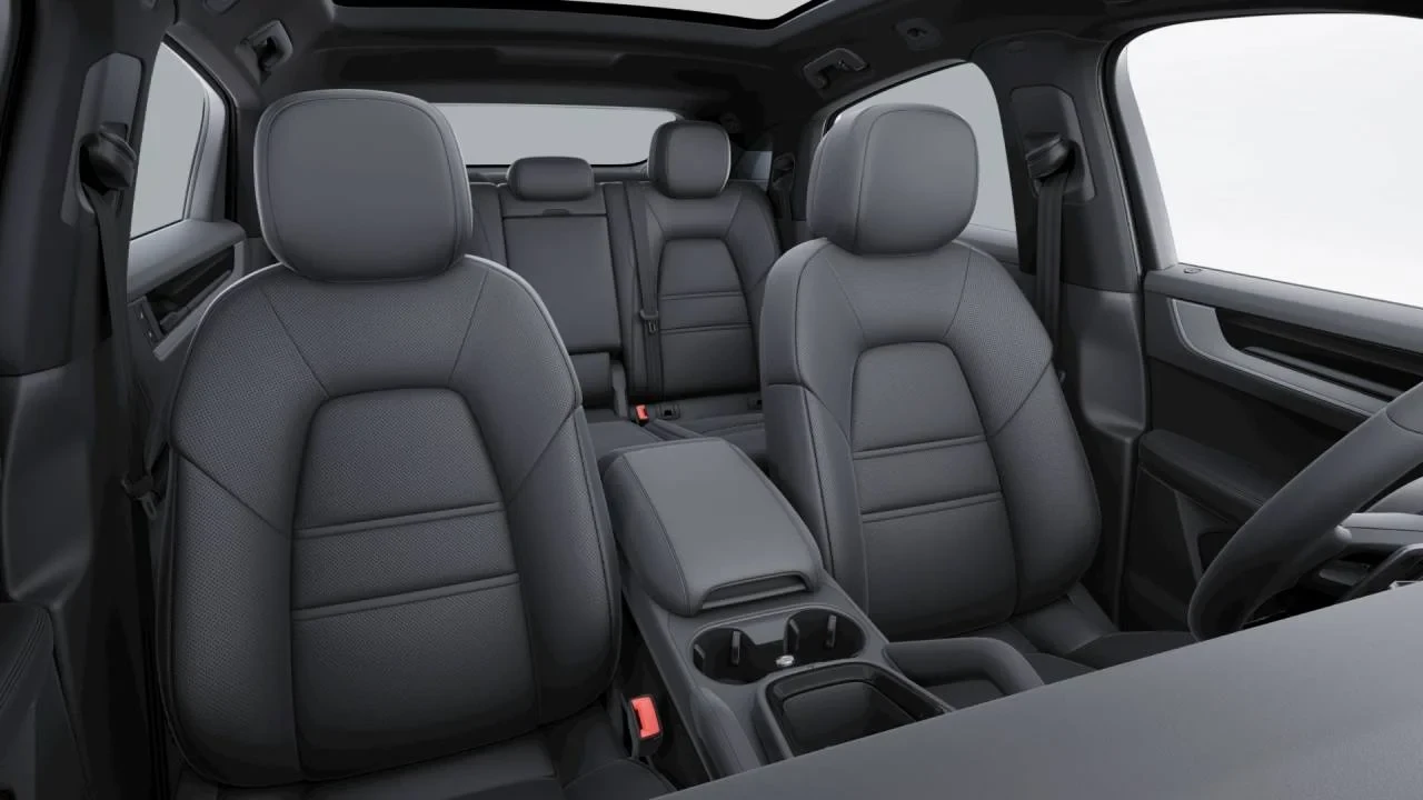 2026 Porsche Cayenne - Image 10 of 10