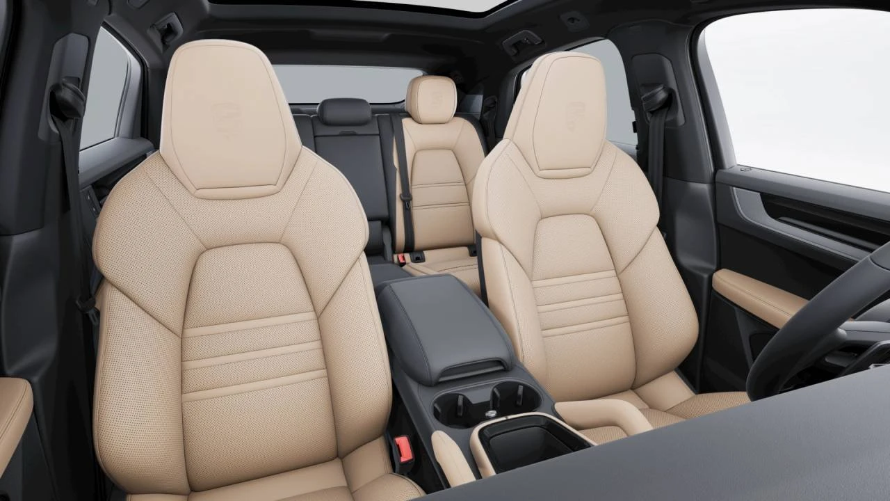 2026 Porsche 9Y0/9Y3 Cayenne Coupe - Image 10 of 10