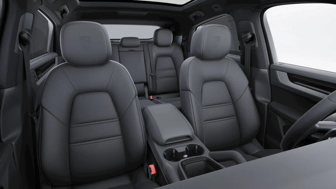 2026 Porsche 9Y0/9Y3 Cayenne Coupe - Image 10 of 10