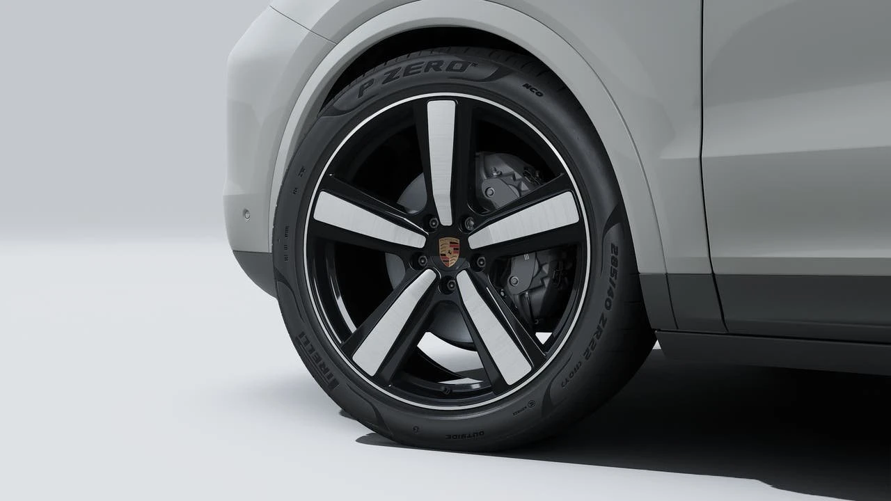 2026 Porsche 9Y0/9Y3 Cayenne Coupe - Image 10 of 14