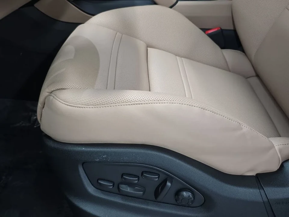 2026 Porsche 9Y0/9Y3 Cayenne Coupe - Image 25 of 31