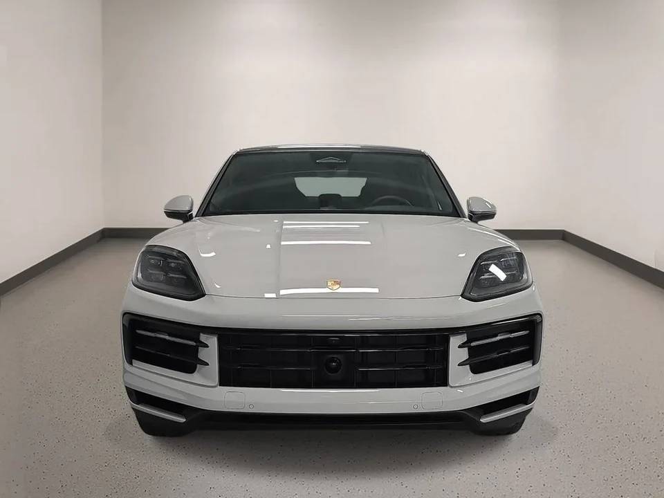 2026 Porsche 9Y0/9Y3 Cayenne Coupe - Image 9 of 31