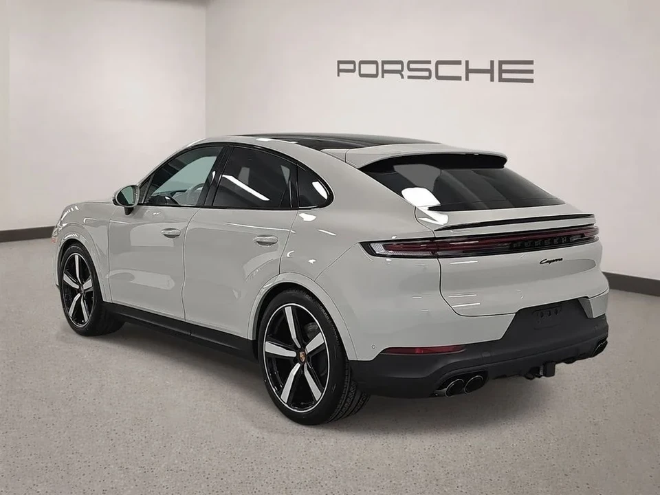 2026 Porsche 9Y0/9Y3 Cayenne Coupe - Image 3 of 31
