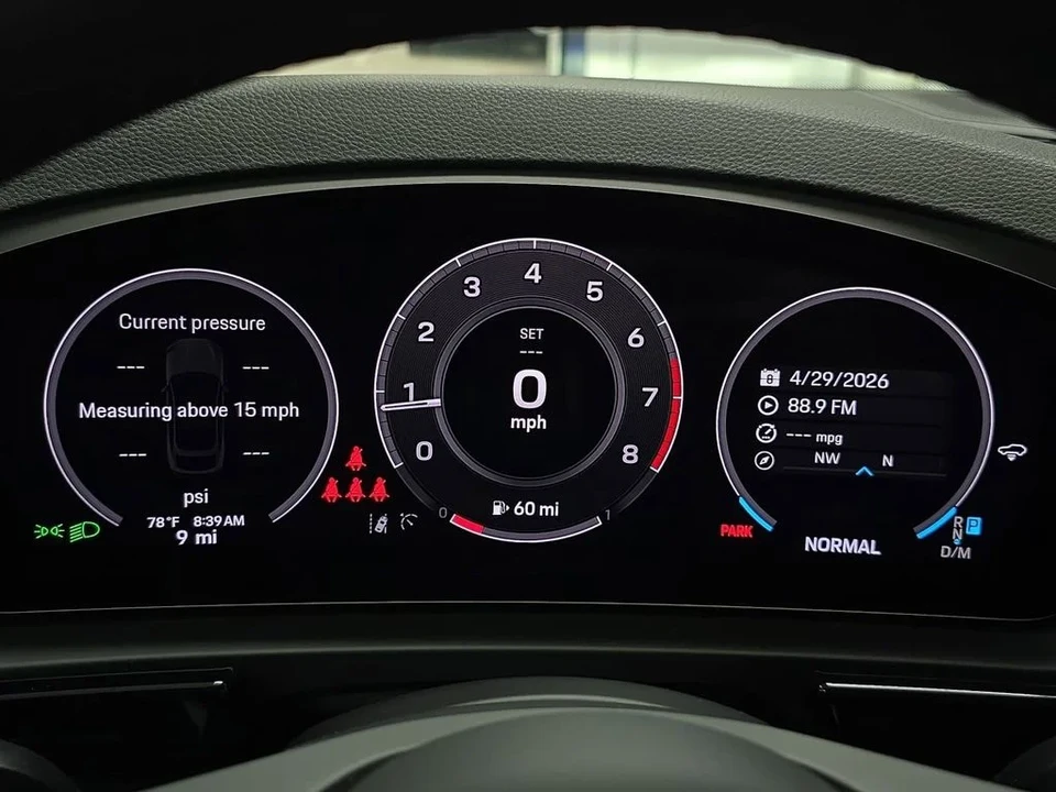 2026 Porsche 9Y0/9Y3 Cayenne Coupe - Image 14 of 31