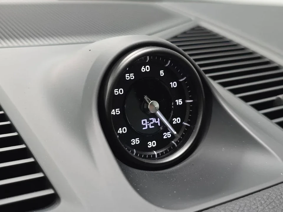 2026 Porsche 9Y0/9Y3 Cayenne Coupe - Image 21 of 31