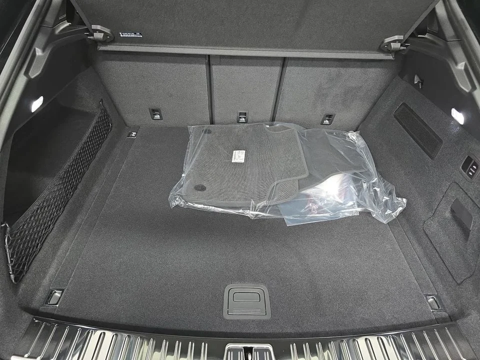 2026 Porsche 9Y0/9Y3 Cayenne Coupe - Image 31 of 31