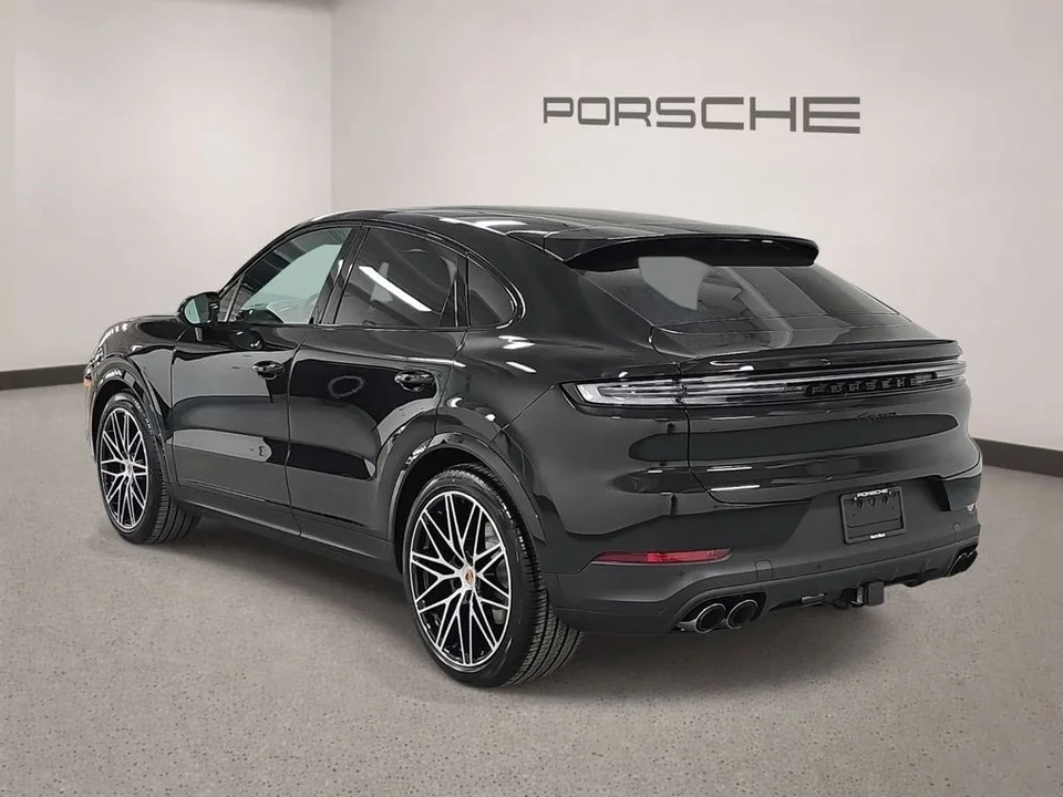 2026 Porsche 9Y0/9Y3 Cayenne Coupe - Image 3 of 31
