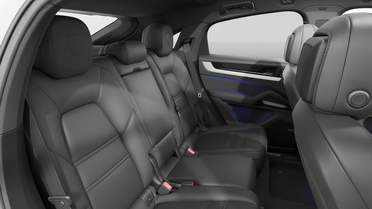 2026 Porsche 9Y0/9Y3 Cayenne Coupe - Image 13 of 14