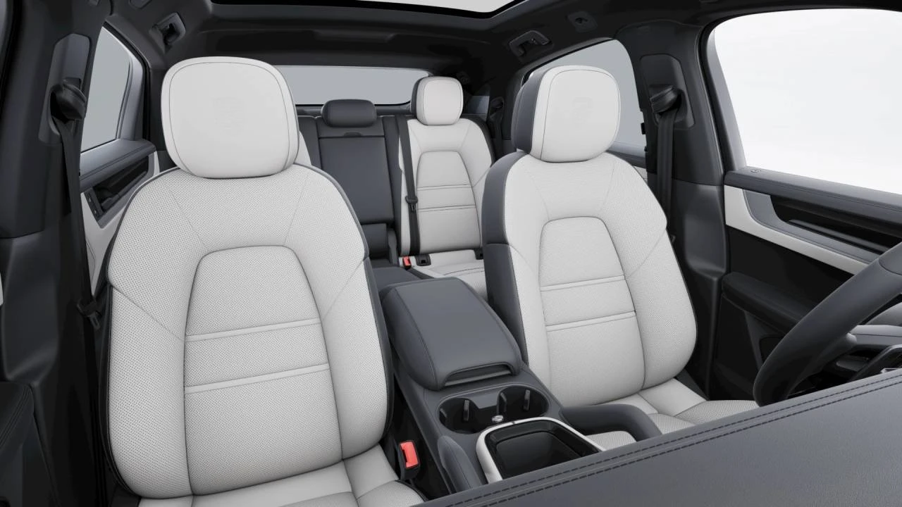 2026 Porsche 9Y0/9Y3 Cayenne Coupe - Image 10 of 10